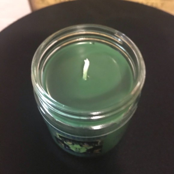 9 Ounce Halloween Candles Of Dracula, The Mummy, And Frankenstein’s. Horror. - Picture 11 of 12